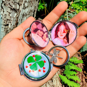 Handmade Real Four-Leaf Clover Keychain For Personal Photos