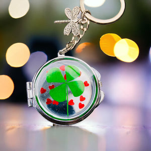 Handmade Real Four-Leaf Clover Keychain For Personal Photos
