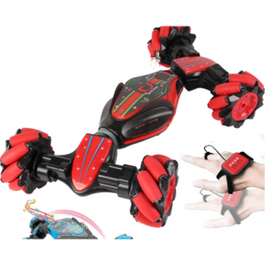 Hand-Controlled Stunt Car With Remote Deformation And Gesture Control
