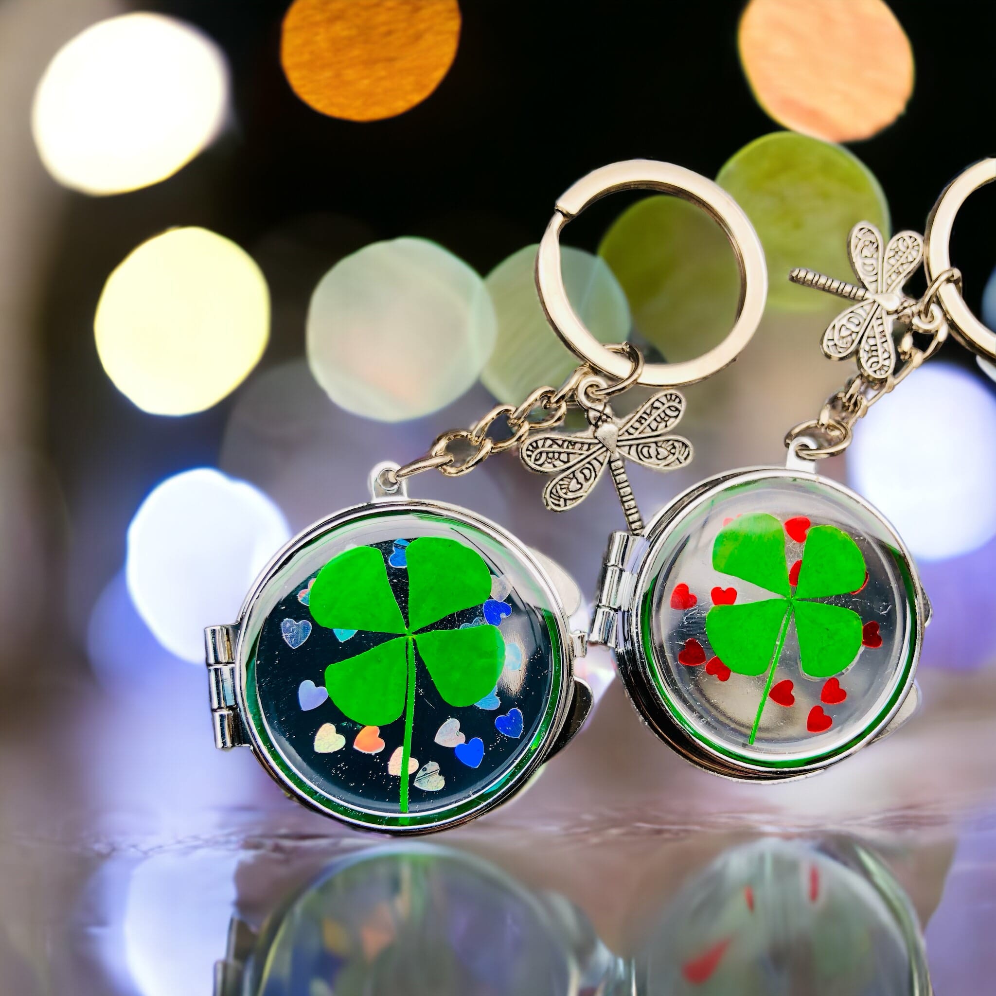 Handmade Real Four-Leaf Clover Keychain For Personal Photos