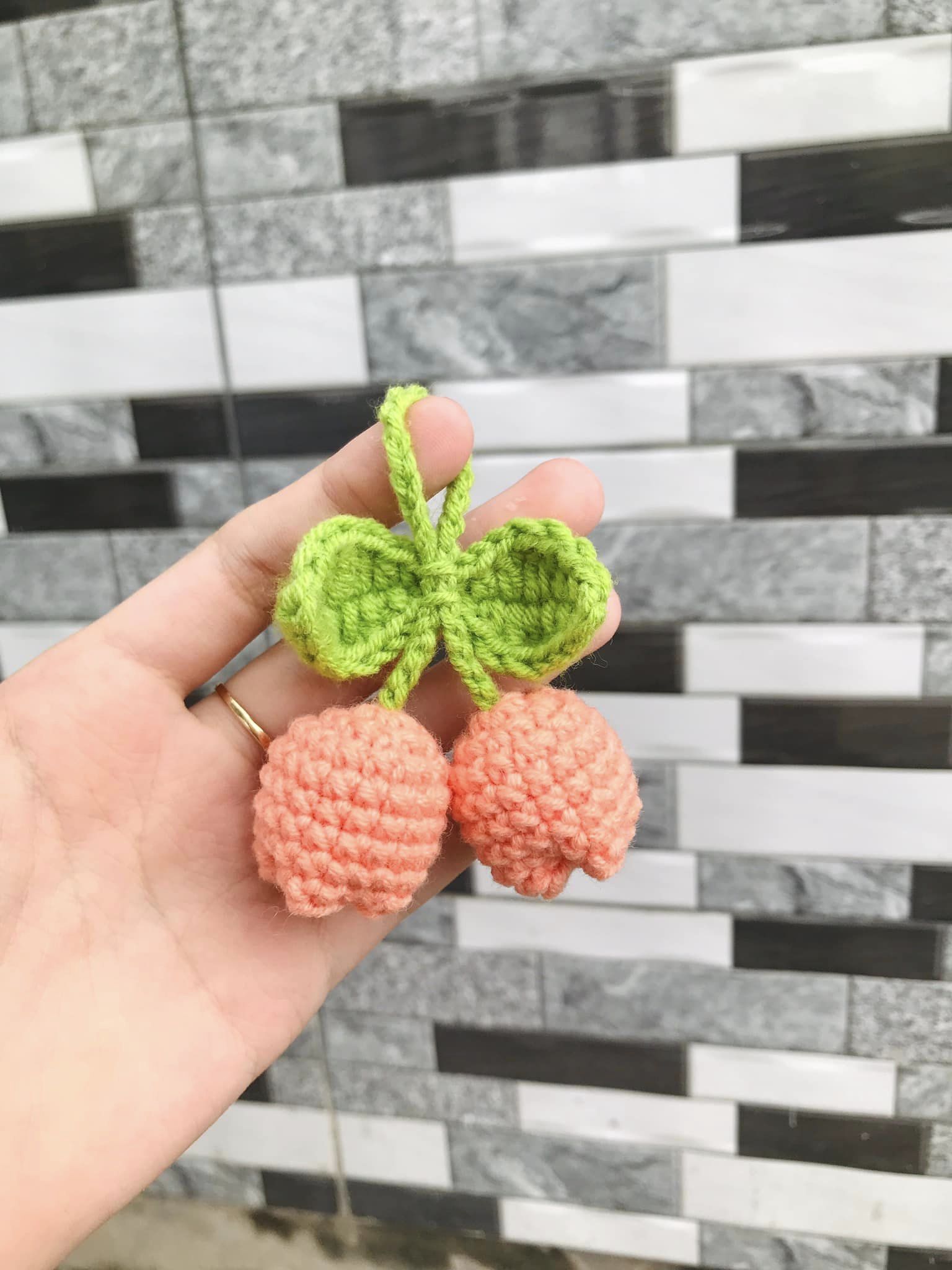 Handmade Flower Shaped Mini Wool Keychain