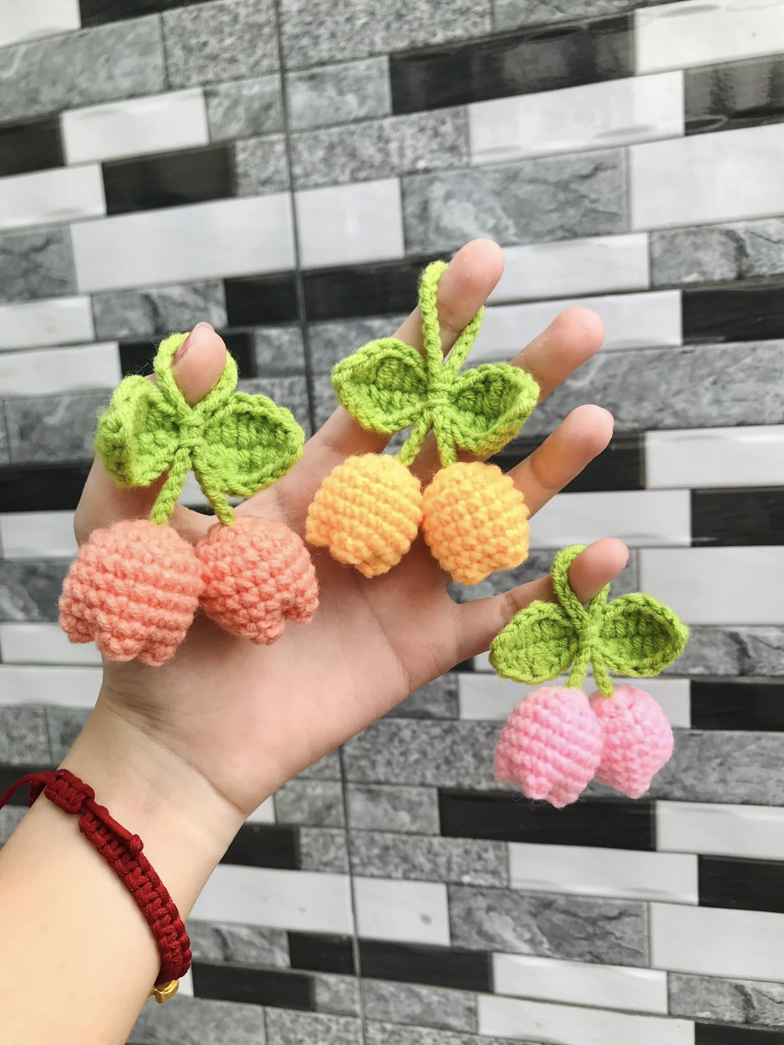 Handmade Flower Shaped Mini Wool Keychain