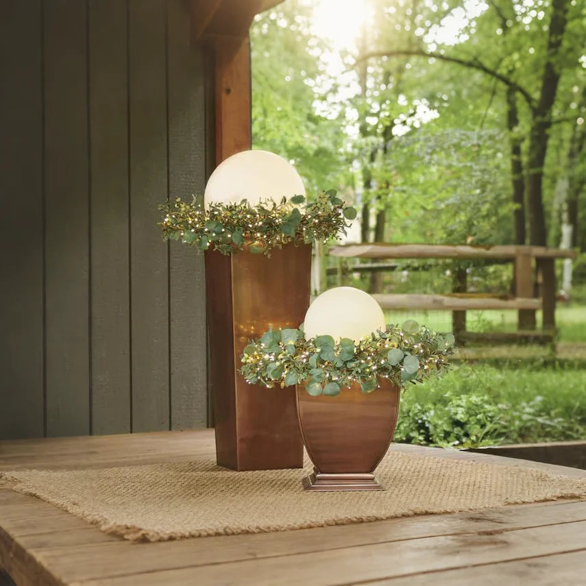 Solar Sphere Glow Garden Light