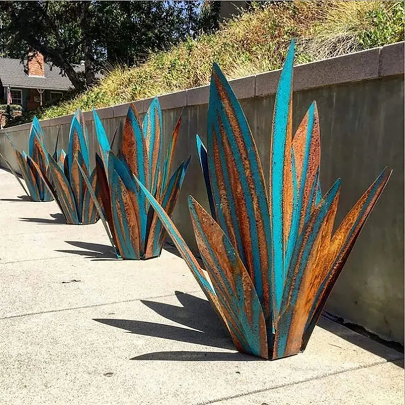 Metal Agave Plant Sculpture For Outdoor Patio Garden