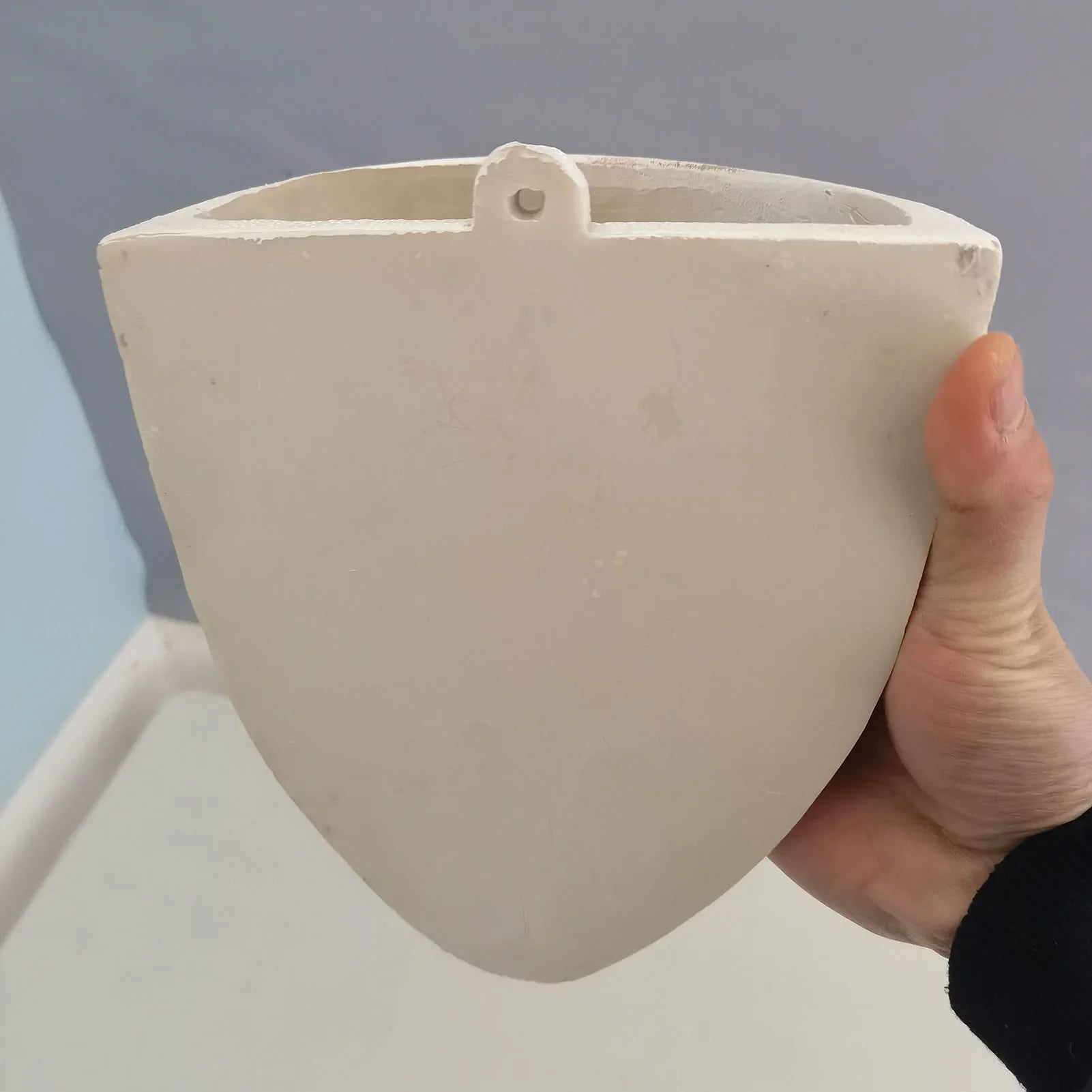 Creative Resin Wall Planter with Drainage Hole