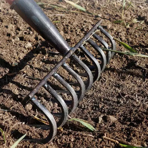 Labour-Saving 9-Tooth Manganese Steel Gardening Rake