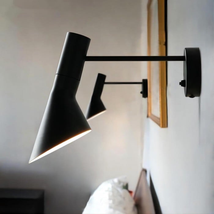 Classic Directional Asymmetrical Metal Wall Light HL53