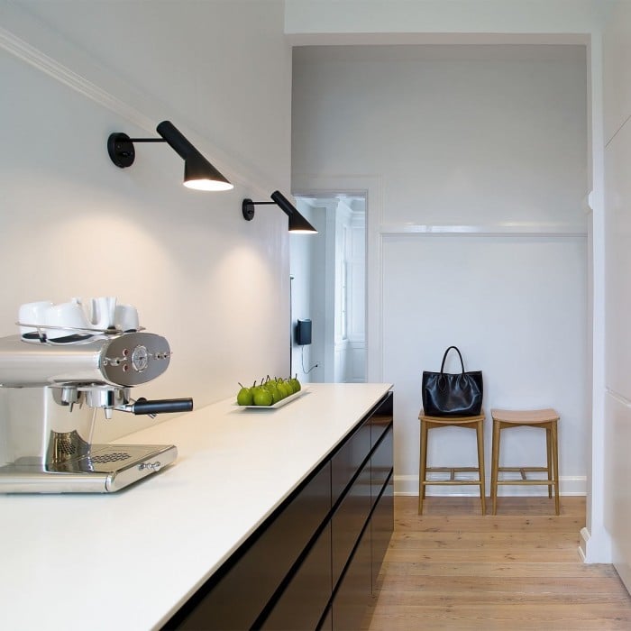Classic Directional Asymmetrical Metal Wall Light HL53