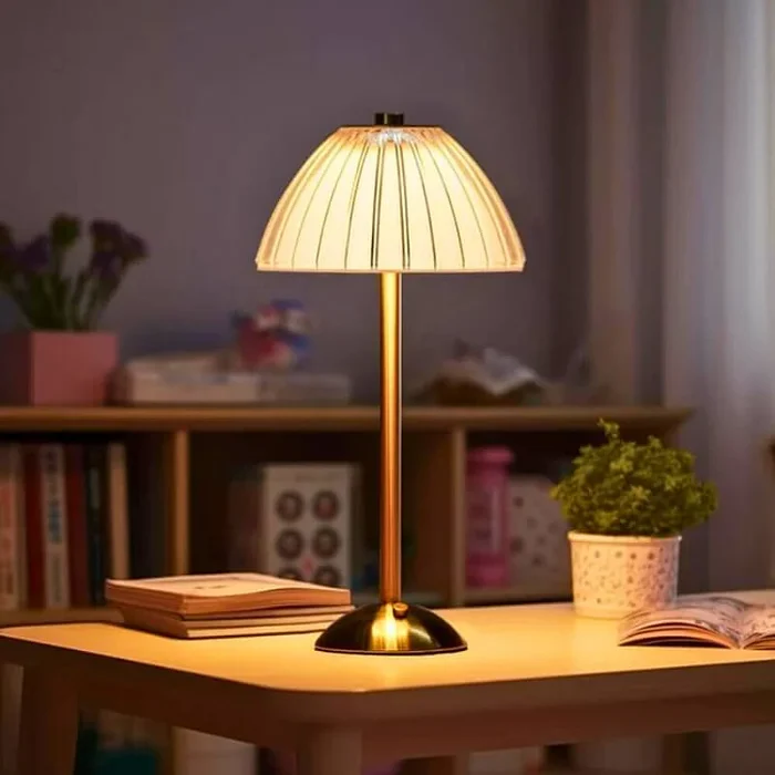 Modern Crystal Metal Table Lamp