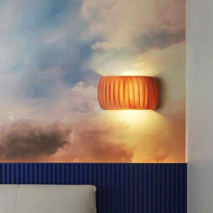 Modern Art Deco Resin Ribbed Wall Sconce HL225
