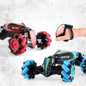 Hand-Controlled Stunt Car With Remote Deformation And Gesture Control