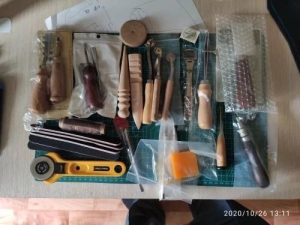 18-piece Handy Leather Working Tools Kit, Craft Carving Punch Kit photo review