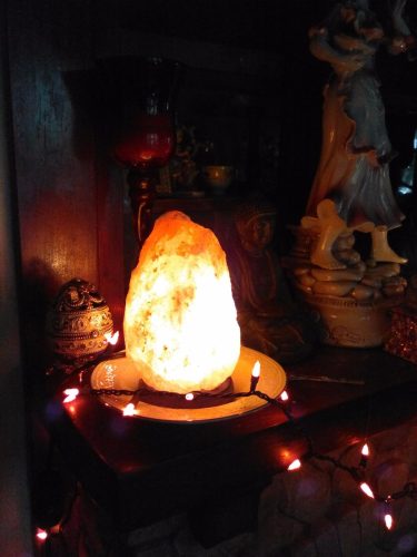 Himalayan Salt Lamp Humidifier: Natural Air Purification and Aromatherapy photo review